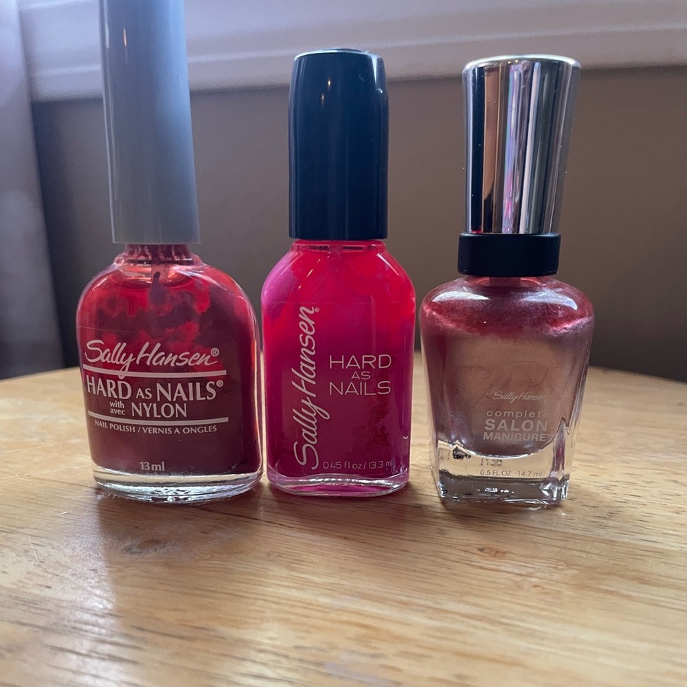 Sally Hansen Nail Polish Set - Red and Pink Shades